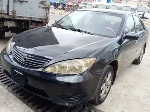 Toyota Camry 2005 Blue
