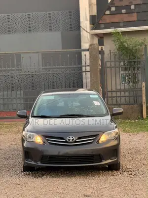 Toyota Corolla 2013 Gray