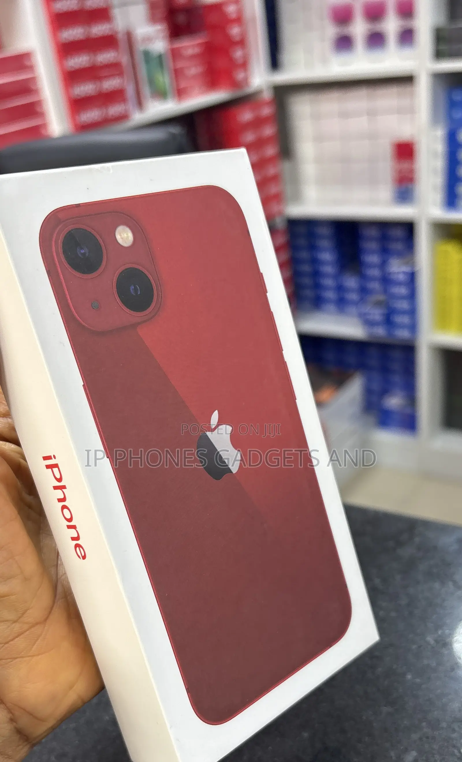 New Apple iPhone 13 128 GB Red