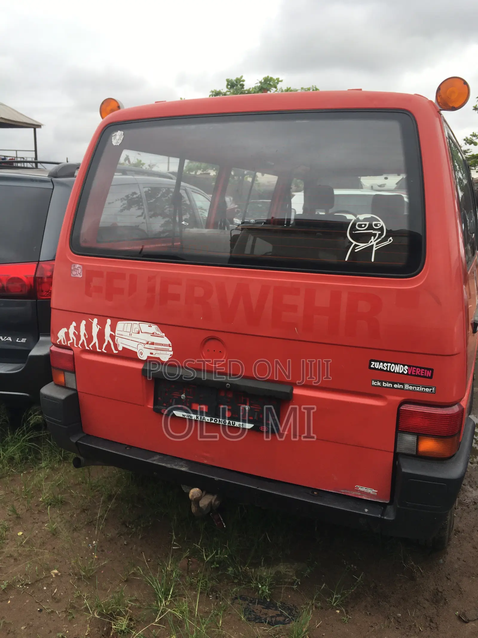 Volkswagen Transporter 2023 Orange