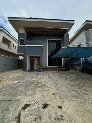 5bdrm Duplex in Apo Legislative, Zone B for sale