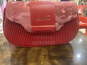 SPECIAL Get This Gorgeous, Brand New Red Hello Vier Bag for 10% Off .