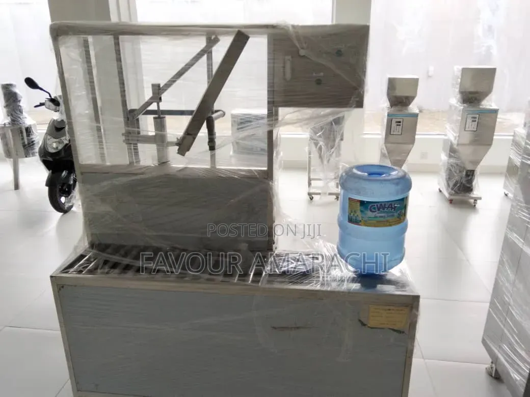 Automatic Dispenser Bottle Rinsing, Filling, and Capping Machine