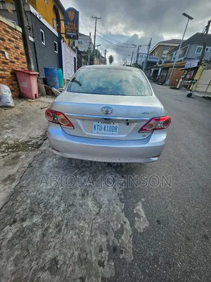Toyota Corolla 2013 Silver
