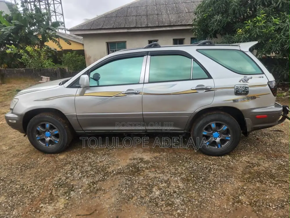Lexus RX 300 2WD 2000 Silver