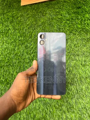 New Samsung Galaxy A05 64 GB Black