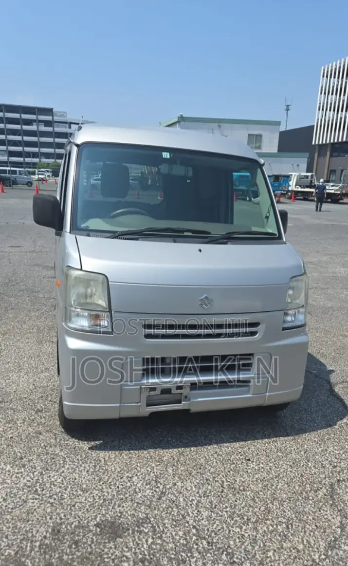 Suzuki Every 2018 Grey
