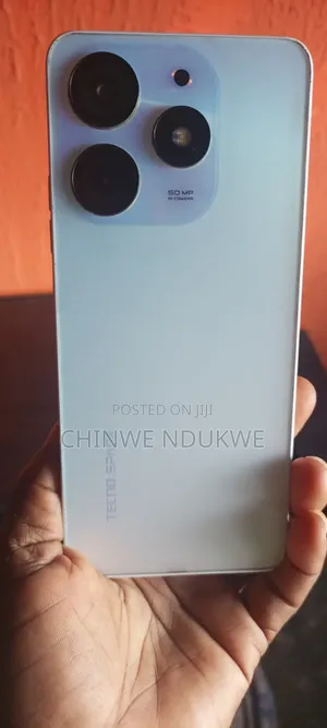 New Tecno Spark 10 128 GB Silver
