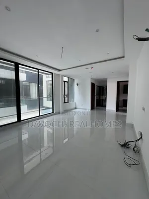 3bdrm Apartment in Lekki Phase 1 for rent