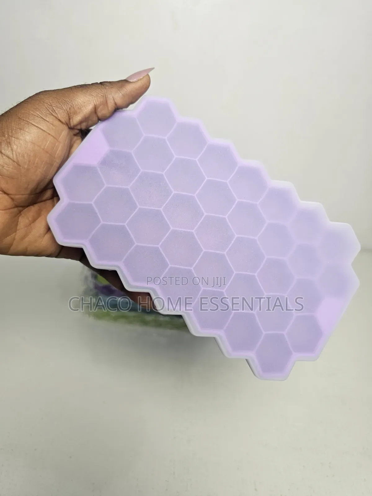 37-Grid Honeycomb Silicone Ice Cube Maker With Removable Lid