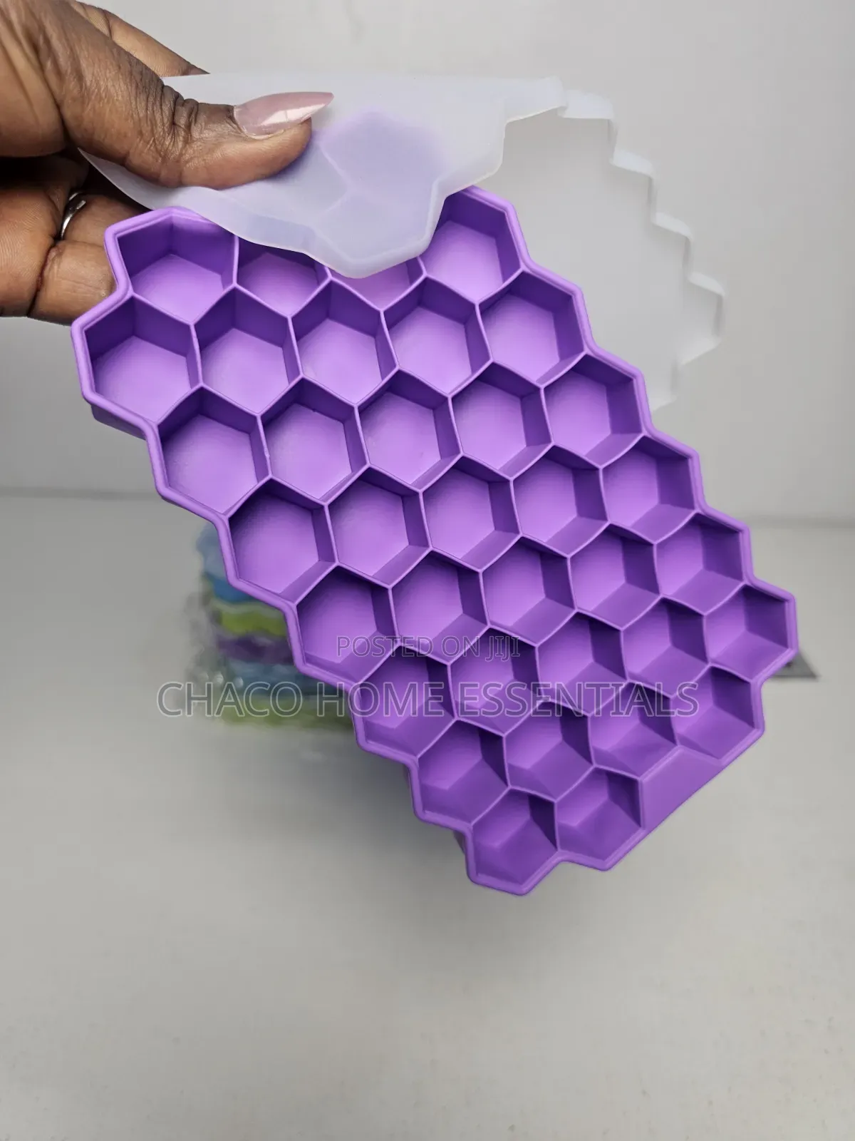 37-Grid Honeycomb Silicone Ice Cube Maker With Removable Lid