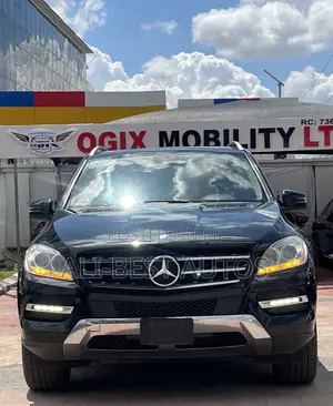 Mercedes-Benz M Class 2011 Black