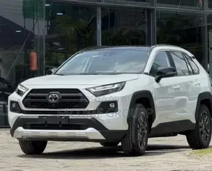 Toyota RAV4 2025 White