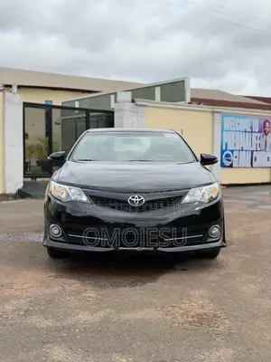 Toyota Camry SE 4dr Sedan (2.5L 4cyl 6A) 2013 Black