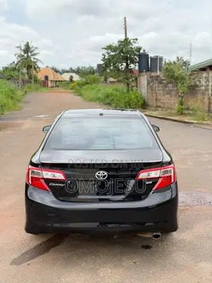 Toyota Camry SE 4dr Sedan (2.5L 4cyl 6A) 2013 Black