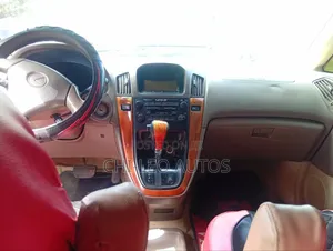 Lexus RX 2000 Black
