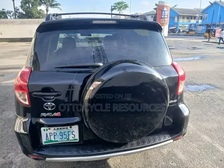 Toyota RAV4 2008 Black