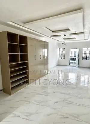 2bdrm Townhouse / Terrace in 𝗢𝗳𝗳 𝗙𝗿𝗲𝗲𝗱𝗼𝗺 𝗪𝗮𝘆,, Lekki Phase 1 for rent