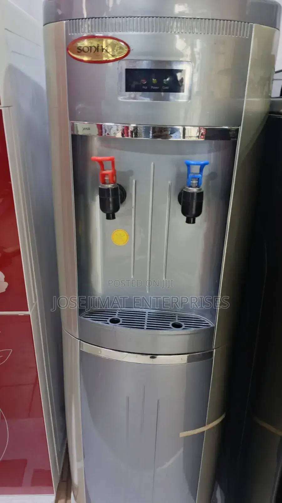 Water Dispenser