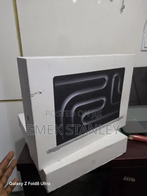 New Laptop Apple MacBook Pro 2024 M4 Pro 24GB Apple M4 Pro SSD 512GB
