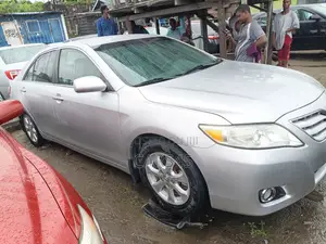 Toyota Camry 2011 Silver