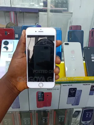 Apple iPhone 6s 64 GB Gold