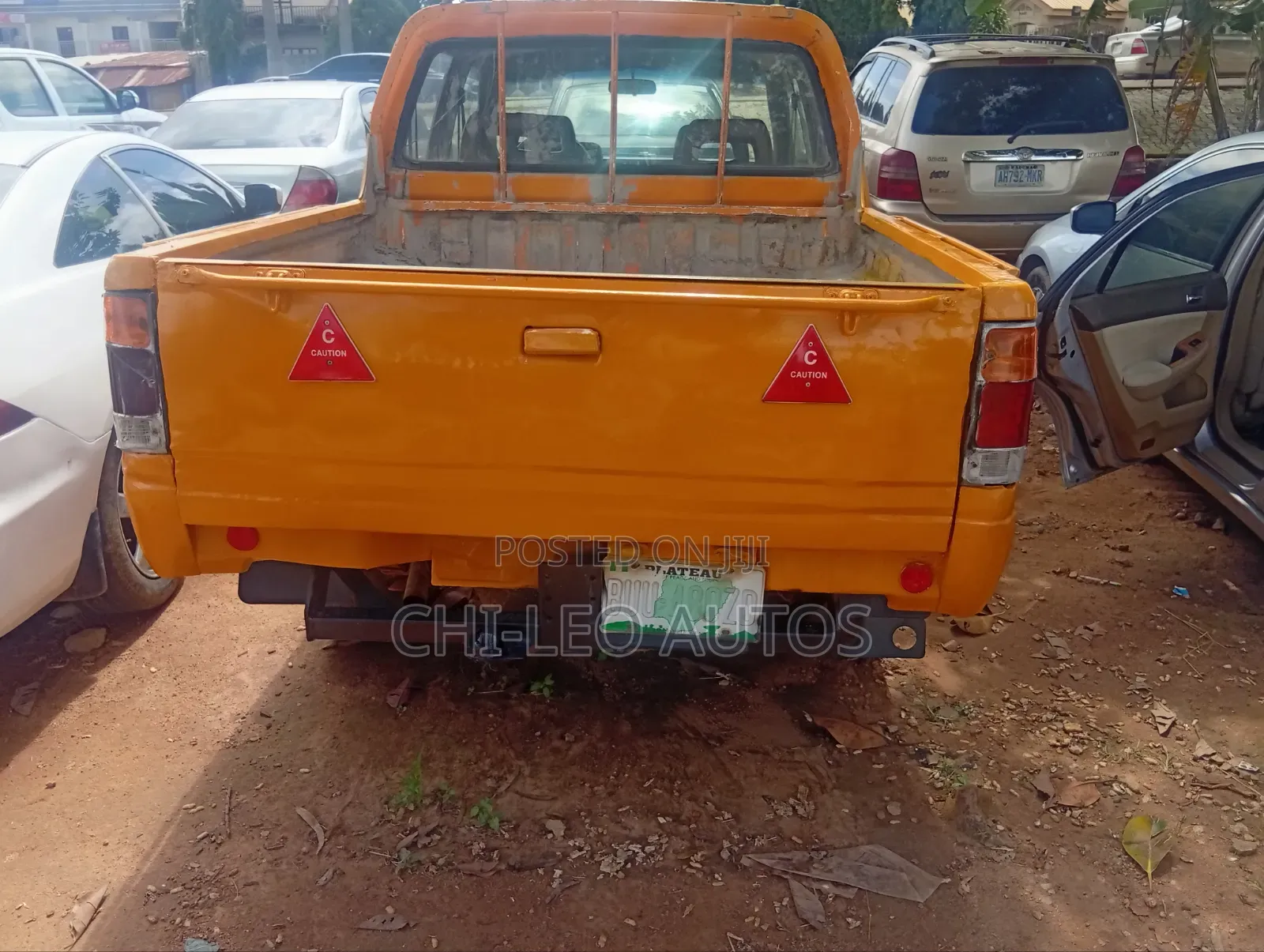 Isuzu Trooper 2002 Orange