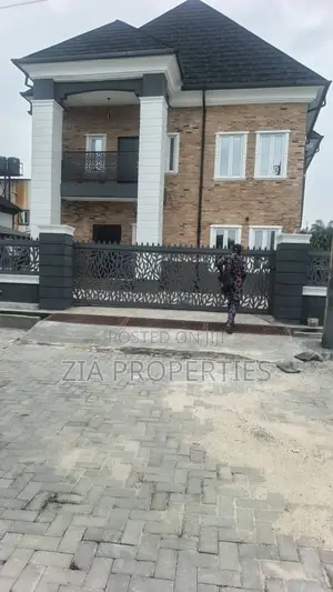 4bdrm Duplex in Sangotedo for rent
