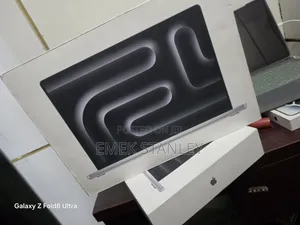 New Laptop Apple MacBook Pro 2023 M3 Pro 18GB Apple M3 Pro SSD 512GB