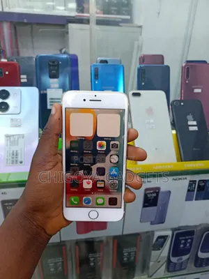 Apple iPhone 7 128 GB Gold