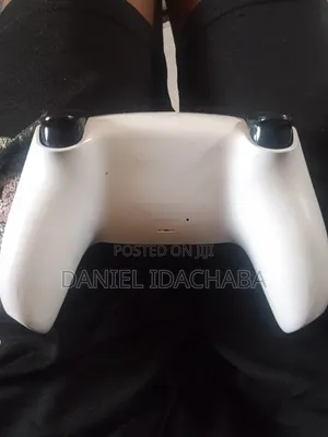PlayStation 5 DualSense Wireless Controller