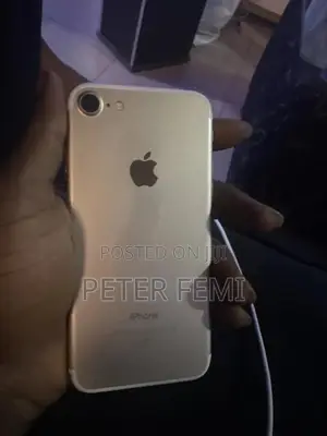Apple iPhone 7 32 GB Silver