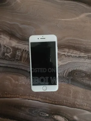 Apple iPhone 7 32 GB Silver