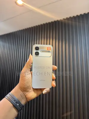 Infinix Smart 20 128 GB Gold