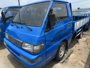 Mitsubishi Delica Truck