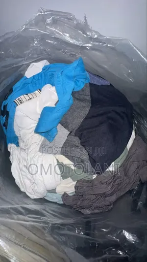Quarter Bale of Sweart Shirt,(max 85 Piece)
