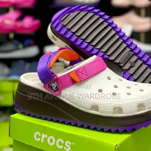 Hicker Crocs