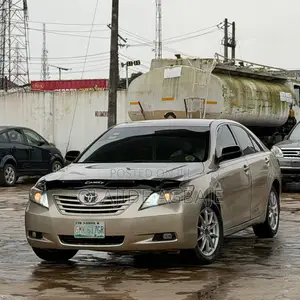 Toyota Camry 2008 Gold