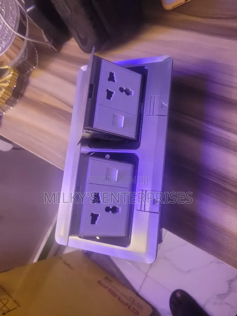 Original Metal Pop Up Floor Box With 2 Multi Socket and 2 Data