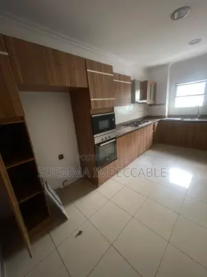 Furnished 3bdrm Apartment in Lekki Phase 1 for rent