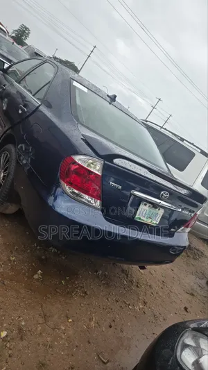 Toyota Camry 2006 Blue