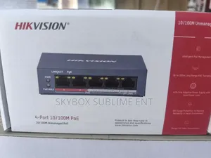 HIKVISION DS-3E0105P-E/M 4 Port PoE 10/100