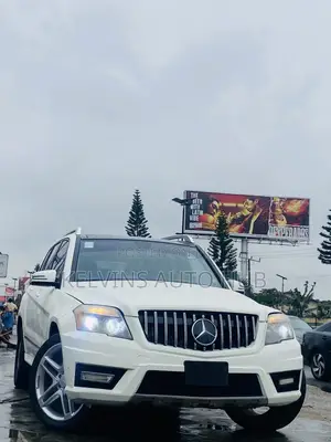 Mercedes-Benz GLK-Class 350 4MATIC 2011 White