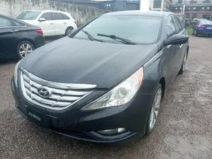 Hyundai Sonata 2011 Black