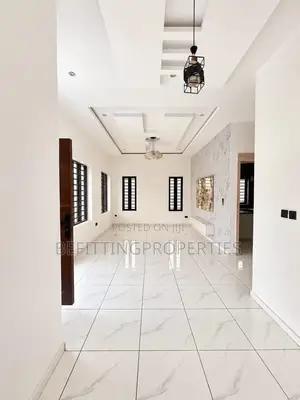 5bdrm Duplex in Ajah for sale