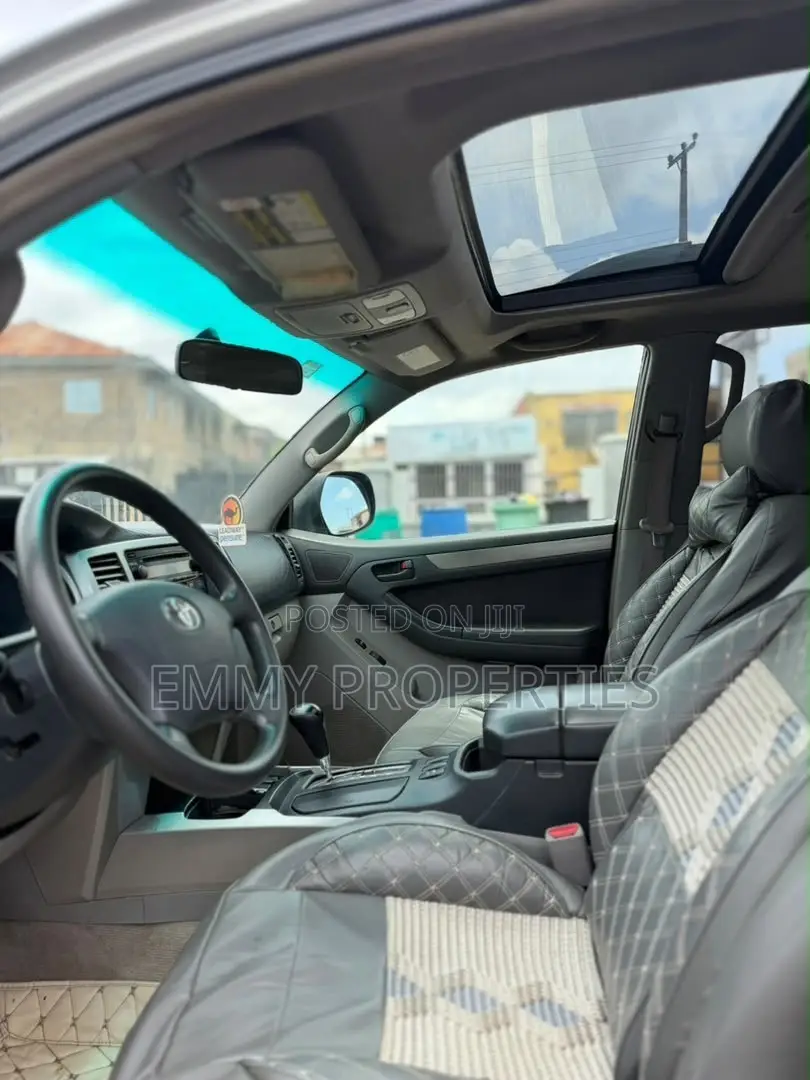 Toyota 4-Runner 2005 Silver