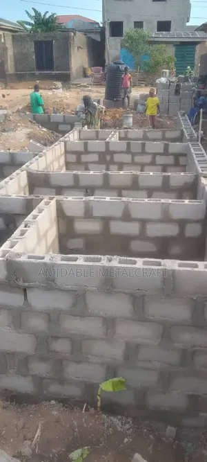 Bricklayer/Mason
