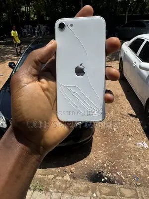 Apple iPhone SE 128 GB White