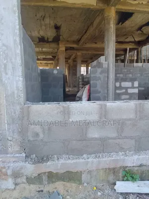Bricklayer and Mason.