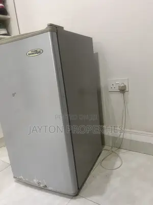 Haier Thermacool Tabletop Mini Fridge for Sale